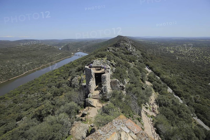 View from Castillo de Monfragüe with river Rio Tajo, ruin, tower, landscape, mountain ridge, mountain range, Extremadura, Spain