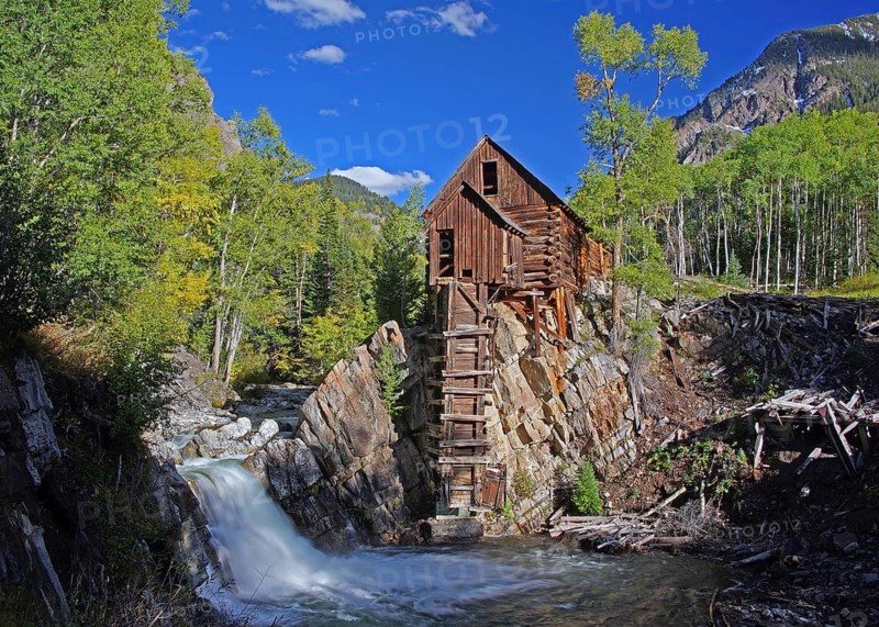 USA, Colorado, Crystall Mill, Old Mill, in autumn on Crystal River, Old Mill, Water Mill, Crystal River, Colorado, USA