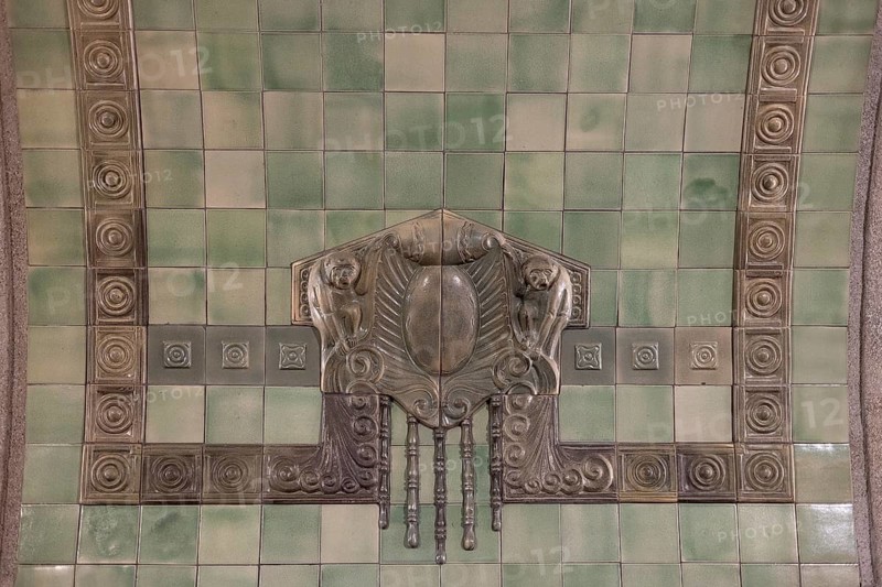 Detail, picture, tunnel wall, Old Elbe Tunnel, Hamburg, Germany