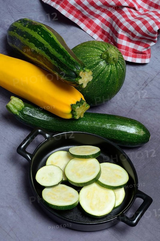 Various courgettes (Cucurbita pepo), courgette convar. giromontiina
