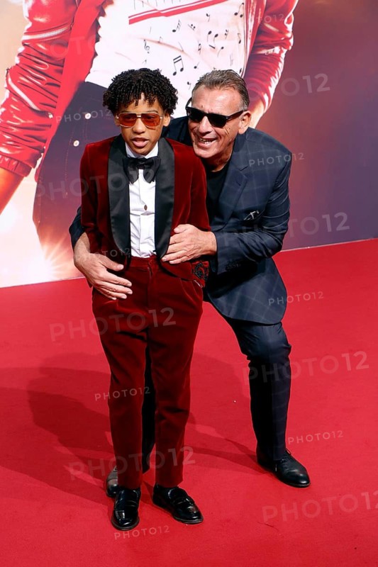 Juliano Valdi and English film producer Graham King at the world premiere of the movie Michael on Uber Platz in Berlin on 10.04.2026