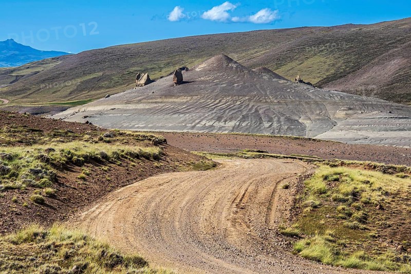 Mt. Cerro Boleadoras, volcano-shaped rock formation, ruta 41, Los Antiguos - Paso Roballo, Argentina