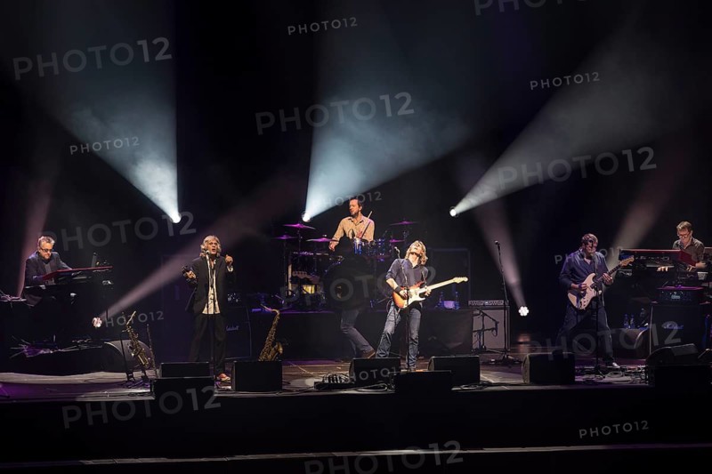 Wroclaw, Poland. 27th February, 2018. Concert of band Dire Straits Experience