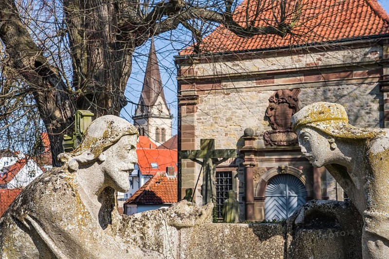 Jakobus fountain, castle cemetery, castle or Erasmus chapel, castle hill, Warburg, North Rhine-Westphalia, Germany