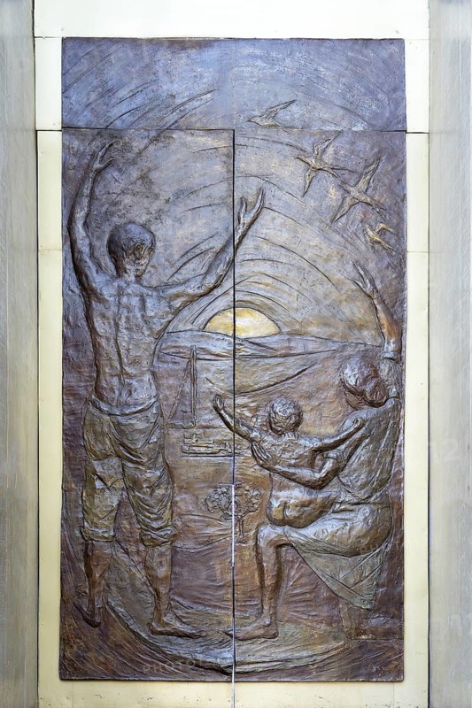 Iron and bronze door, Don Bosco Church, designed by Carlos Alberto Naves, World Heritage Site, Brasilia, Federal district, Brazil