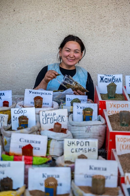 Vendors selling spices, Osh Bazaar, Bishkek, Kyrgyzstan