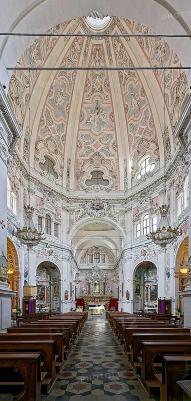 Central room with dome, stuccoes by Domenico Beltramelli, Madonna del Popolo, Baroque, Cherasco, Province of Cuneo, Langhe, Piedmont, Italy
