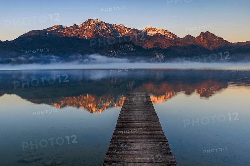 Lake, reflection, footbridge, fog, sunrise, morning mood, mountains, mountain landscape, spring, Lake Kochel, behind Herzogstand, Heimgarten, Kochel, Alpine foothills, Bavaria, Germany