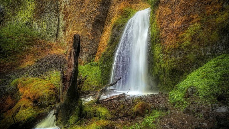United States - Oregon - Columbia River George - Wakenah Falls