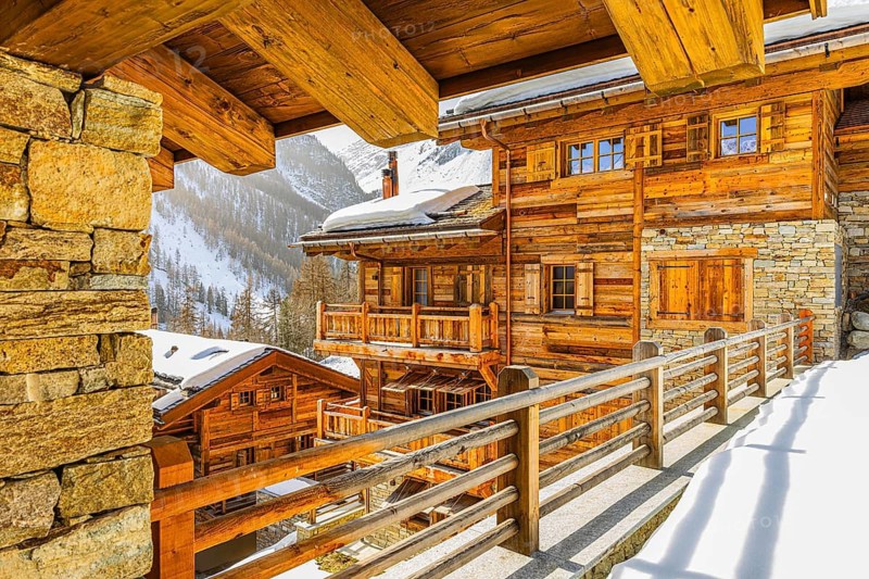 Modern stone and wood holiday homes, Grimentz, Val d'Anniviers, Valais Alps, Canton of Valais, Switzerland