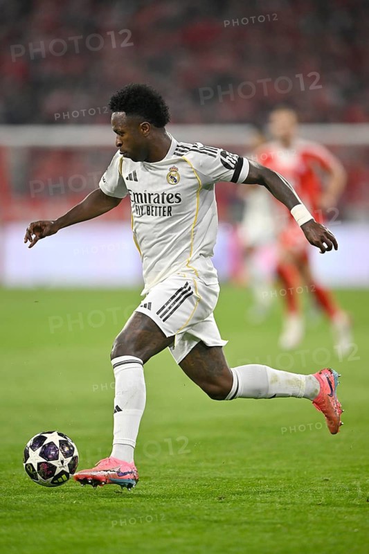 Vinicius Junior Real Madrid (07) Action on the ball Football UEFA Champions League CL Allianz Arena, Munich, Bavaria, Germany