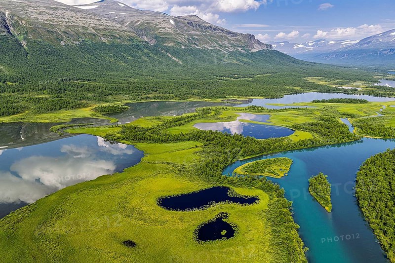 Aerial view of river Vistasjohka, branching river arms, turquoise colored river, Vistasvagge valley, Nikkaluokta, Norrland, Sweden