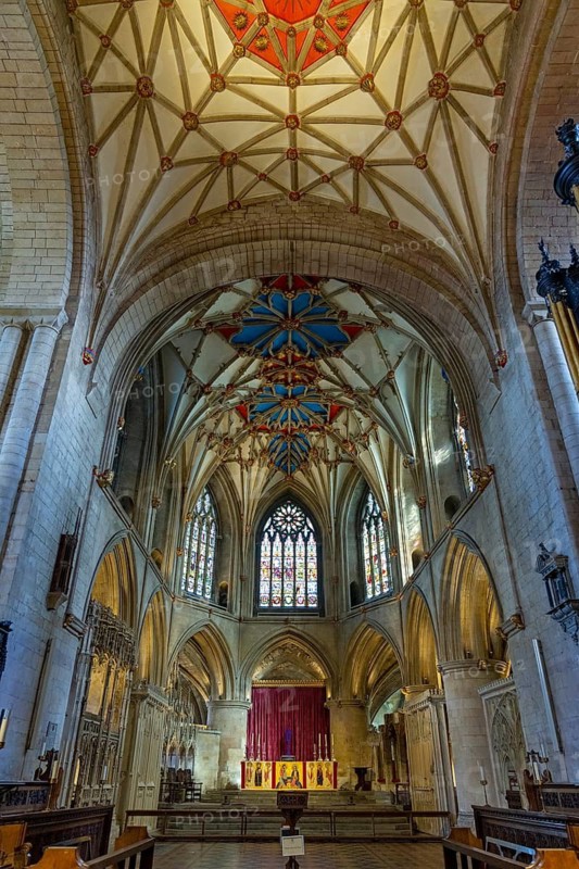 Apse, altar, interior view, former abbey church, Tewkesbury, Gloucestershire, England, Great Britain