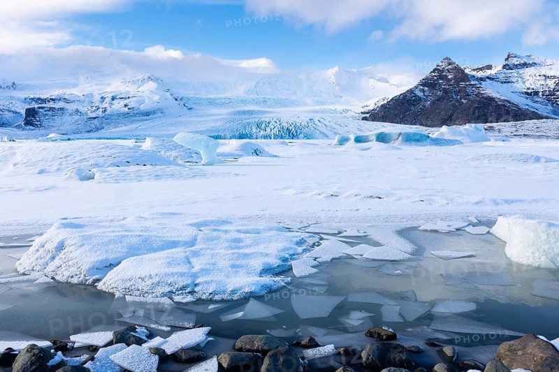 Glacier, glacier ice, glacier lagoon, glacial lake, snow, winter, Fjallsárlón, Breiðamerkurjökull, Vatnajökull region, Iceland, Scandinavia