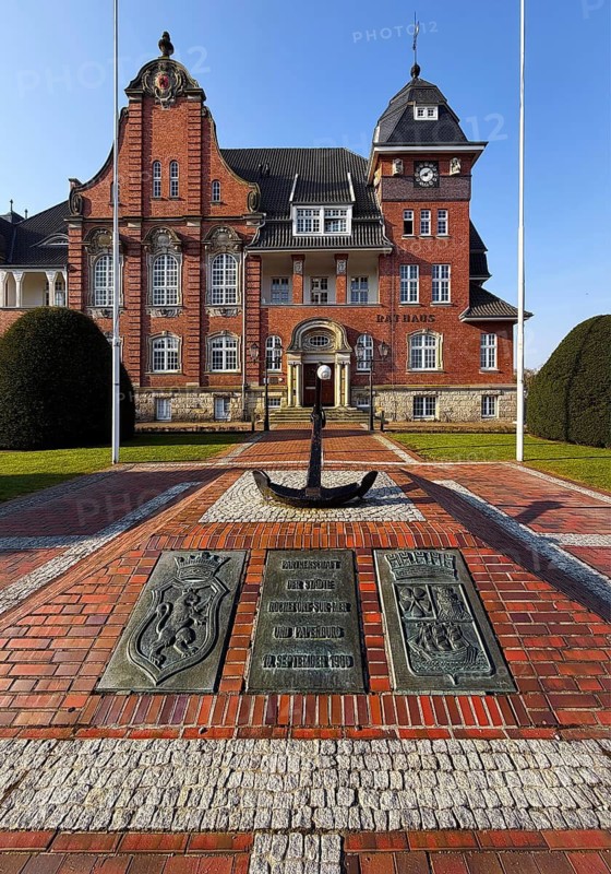 The old town hall in neo-gothic style, Papenburg, Emsland, Lower Saxony, Germany