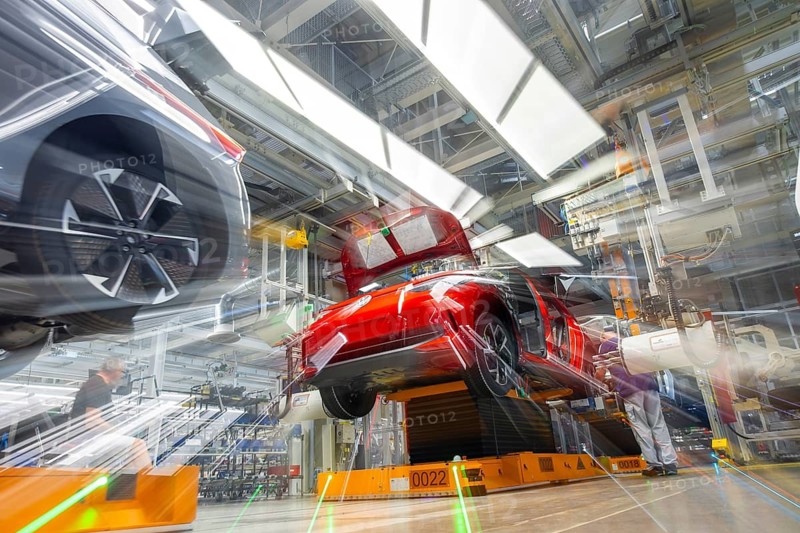 Electric car production in the assembly halls of VW in Zwickau, Zwickau, Saxony, Germany
