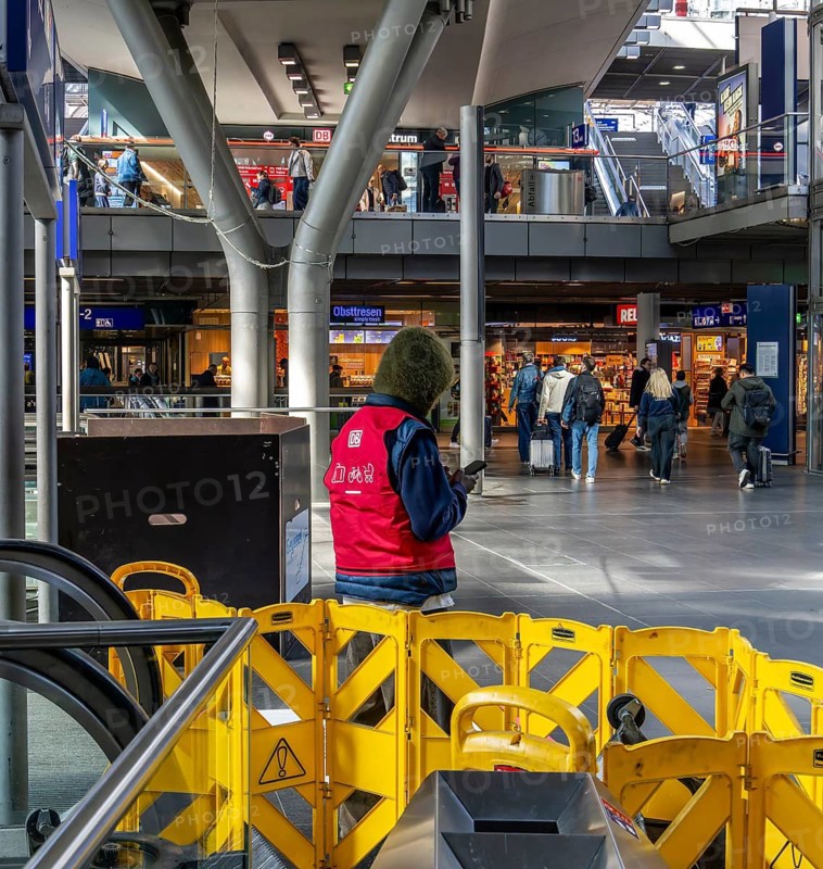 Central Station, yellow barriers on escalators at Berlin Central Station, which have been defective for 5 months and have not been repaired, Germany