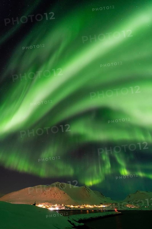 Northern Lights (Aurora borealis), Hasvik, Söröya, Finnmark, Norway, February 2019