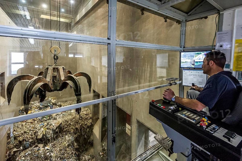 Garbage, household waste, waste separation, waste incineration, waste incineration plant, energy, TREA, Eschbach, Breisgau, Baden-Württemberg, Germany