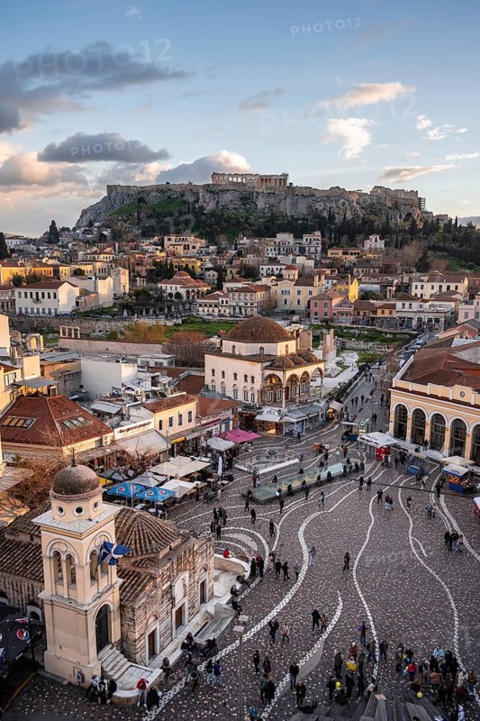 View over the old town of Athens, with Panagia Pantanassa Church, Tzisdarakis Mosque and Acropolis, Monastiraki Square, in the evening light, Athens, Attica, Greece