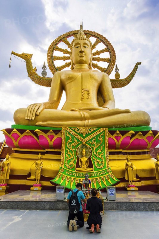 Sitting Buddha at Wat Phra Yai, Buddhist Temple, Big Buddha Temple, religion, Buddhism, figure, statue, sculpture, worship, God, sacred, world religion, spiritual, Buddha, Asian, deity, human figure, monument, sage, wisdom, image, religious, travel, tourism, art, history, cultural history, cult, icon, architecture, gold, golden, gilded, culture, peaceful, faith, monument, public, sitting, looking, Koh Samui, Thailand