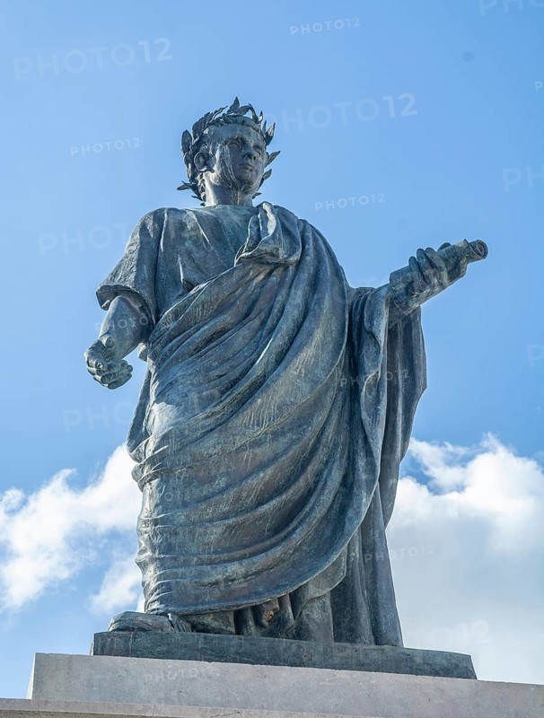 Quintus Horatius Flaccus, 65 B. C. 8 B. known as Horace, was the leading Roman lyric poet in the time of Augustus, History of Ancient Rome, Roman Empire, Italy. Statue in Venosa, Potenza, Basilicata region, Italy, Southern Europe