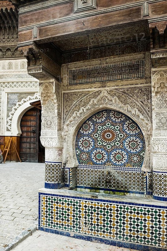 Alley in the old town, Souk, Fez El Bali, Medina, UNESCO World Heritage Site, Fez, Morocco