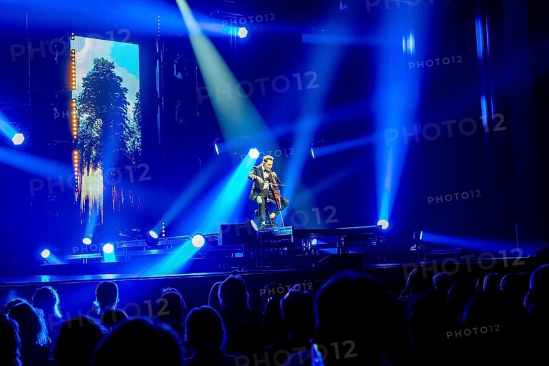 Jodok cello, cellist, Switzerland, classical, film music, pop, World Tour 2026, live, 07.03.2026, Admiralspalast, Berlin, Germany < english> Jodok cello, cellist, Switzerland, classical, film music, pop, World Tour 2026, live, March 7, 2026, Admiralspalast, Berlin, Germany