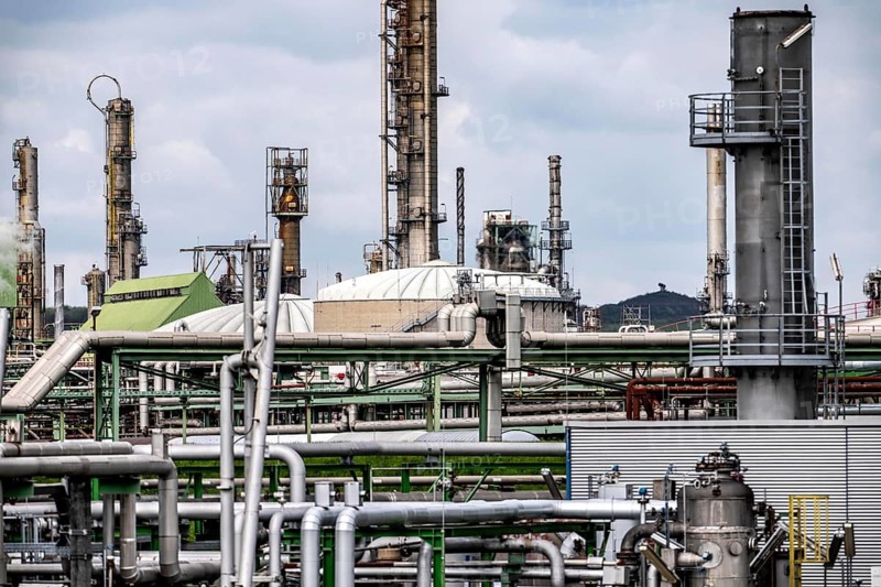 Ruhröl refinery, BP Gelsenkirchen, now BP Refining & Petrochemicals GmbH, tanks and plant in Gelsenkirchen-Horst, North Rhine-Westphalia, Germany