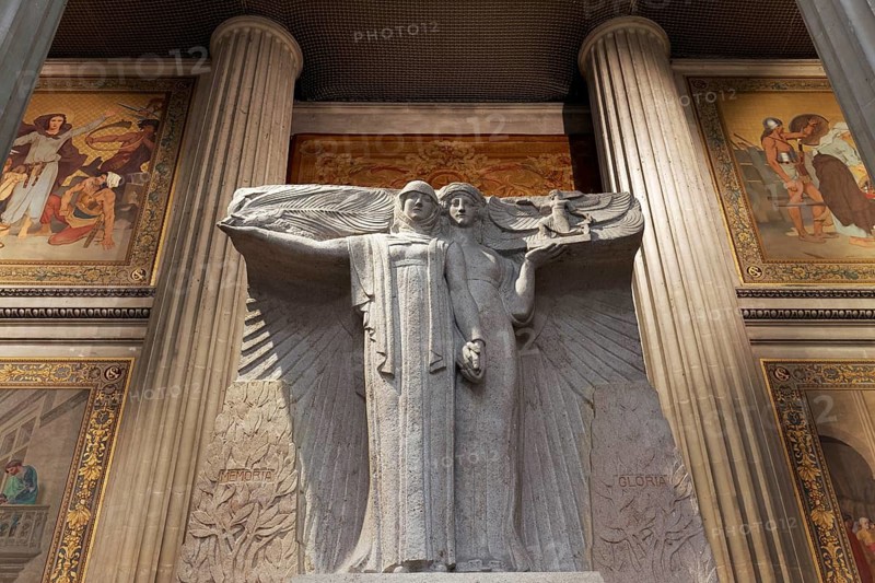 Panthéon, National Hall of Fame, war memorial with winged figures for the unknown victims of World War I, Latin Quarter, Paris, France