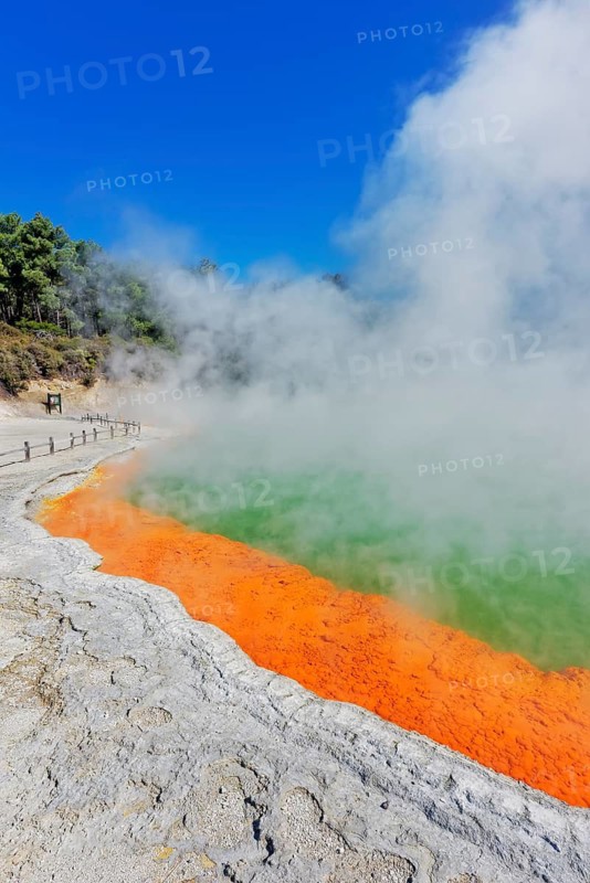 Champagne pool, Waiotapu Thermal Park, Waiotapu, Rotorua, Bay of Plenty, North Island, New Zealand