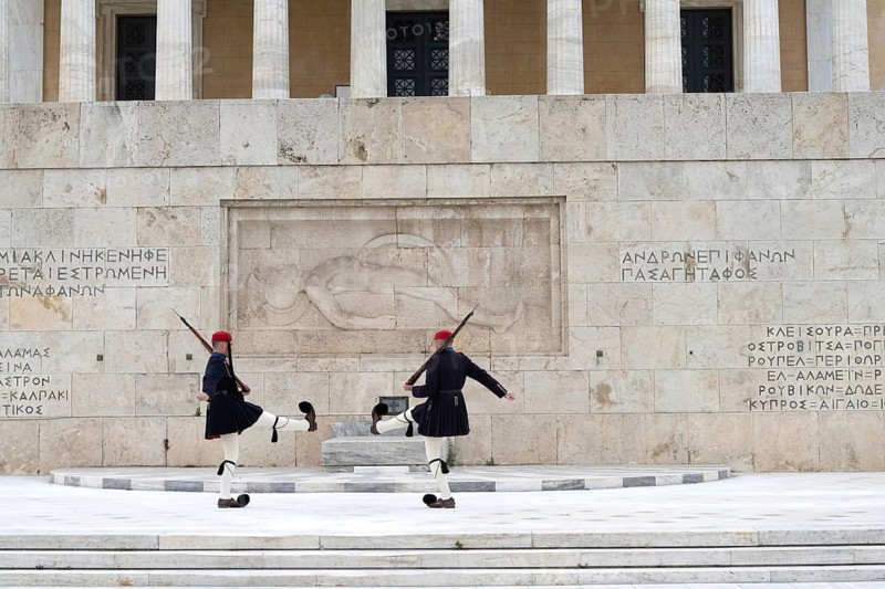 Athens, Greece. April 24th 2025. Changing of the Evzones Military Guard at the Tomb of the Unknown Soldier in front of the Hellenic Parliament, Athens