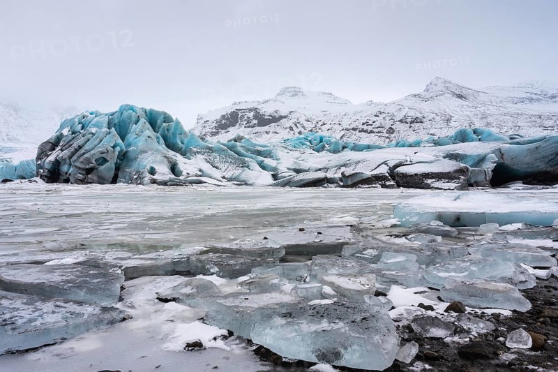 Glacier lagoon, frozen glacial lake, glacier ice, mountain, snow, winter, Svinafellsjökull, Breiðamerkurjökull, Vatnajökull, Iceland, Scandinavia
