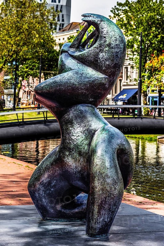 Sculpture The Great Musician playing a lyre, by Henri Laurens, 1938, at Westersingel, Rotterdam, the Netherlands