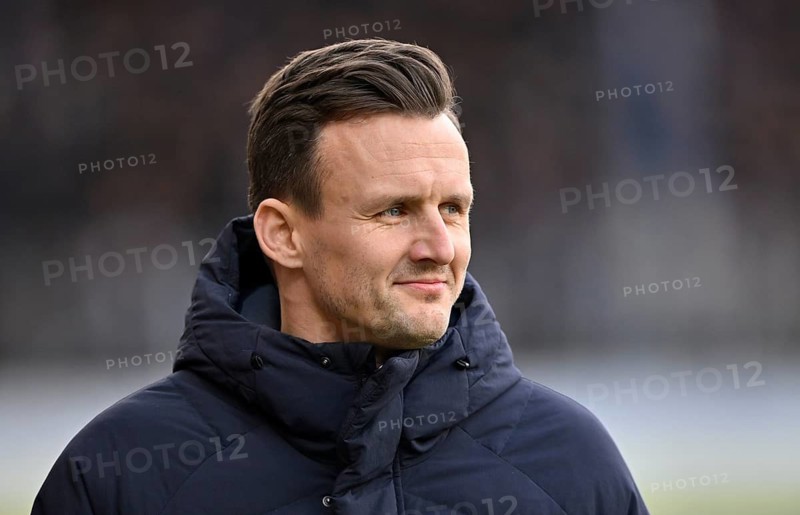 Claus Costa Director Professional Football Hamburger SV HSV Portrait Smiles Football Bundesliga, Voith-Arena, Heidenheim, Baden-Württemberg, Germany