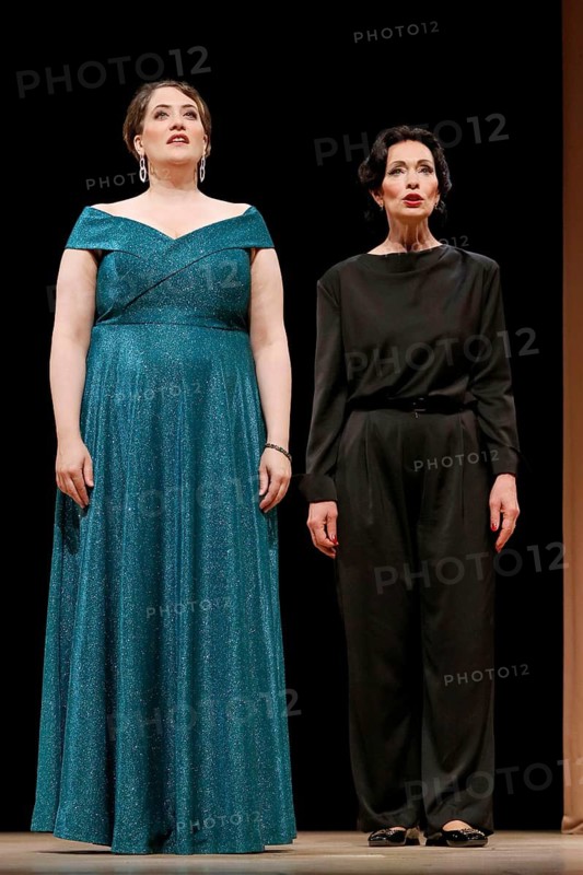 Lisa Ziehm and Katja Weitzenböck as Maria Callas at the photo rehearsal for Meisterklasse at the Komödie am Kurfürstendamm, Berlin, 11/09/2024
