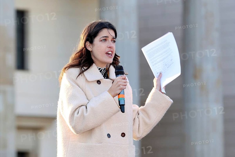 Marie Nasemann speaks at the demonstration Against Sexualized Digital Violence - Solidarity with All Victims on Pariser Platz in Berlin on 22.03.2026