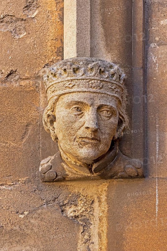 Head carved in stone, portrait, Bodleian Library, inner courtyard, Old Schools Quadrangle, Oxford, England, Great Britain