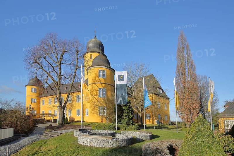 Baroque castle with flags, landmark, Montabaur, Rhineland-Palatinate, Germany