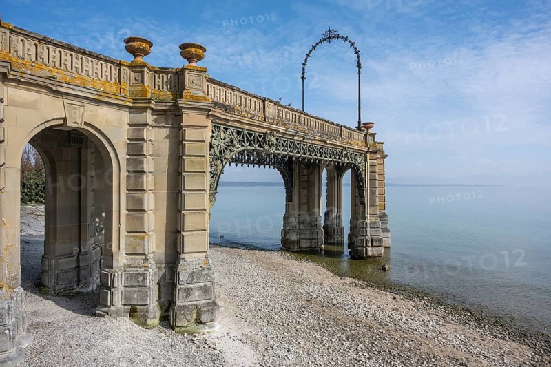 The historic castle pier built in 1879 on the banks of Friedrichshafen at low tide, tourist attraction and popular photo opportunity on Lake Constance, Lake Constance district, Baden-Württemberg, Germany