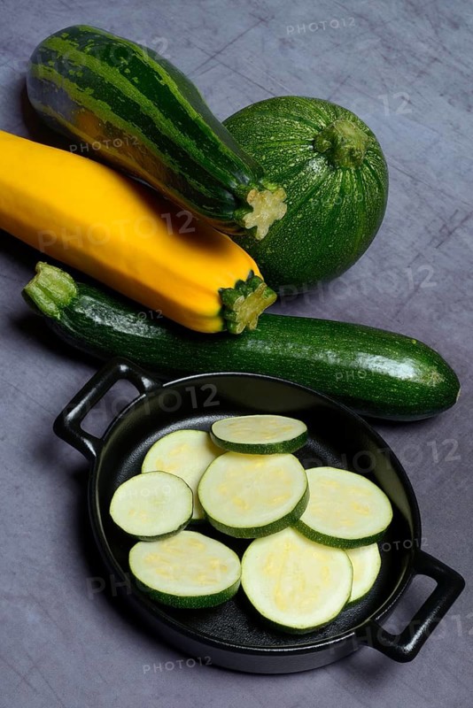 Various courgettes (Cucurbita pepo), courgette convar. giromontiina