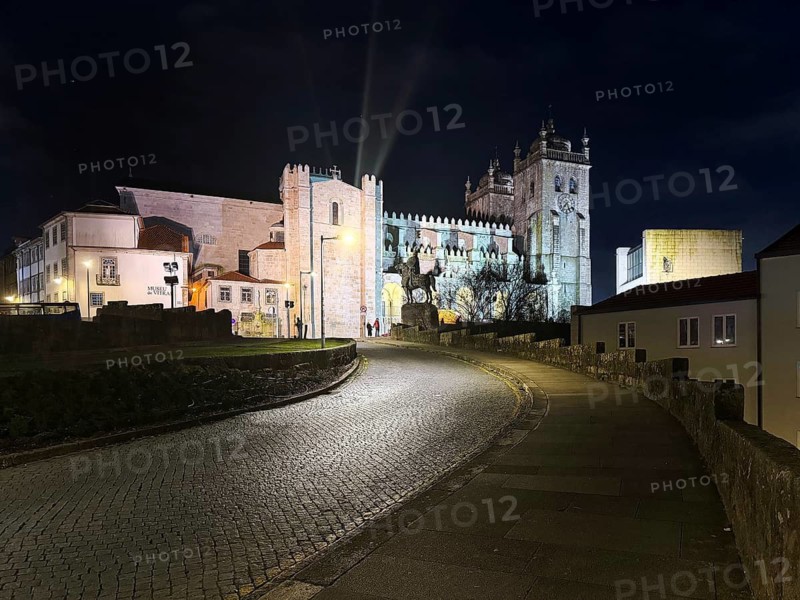 Porto Cathedral at night, Sé do Porto, UNESCO World Heritage Site, Porto, Portugal