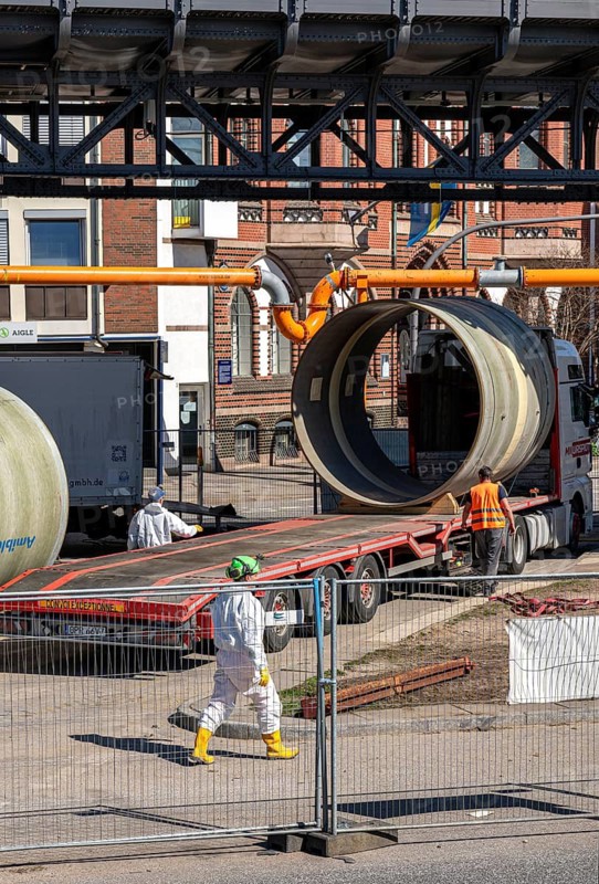 Road construction on the sewer system at Johannisbollwerk on the Elbpromenade, Hamburg, Germany