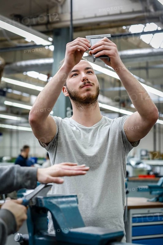 Remscheid, North Rhine-Westphalia, Germany - Trainees in the metalworking trades here during basic training, Remscheid Vocational Training Centre for the Metal and Electrical Industry. - FOR EDITORIAL USE ONLY!