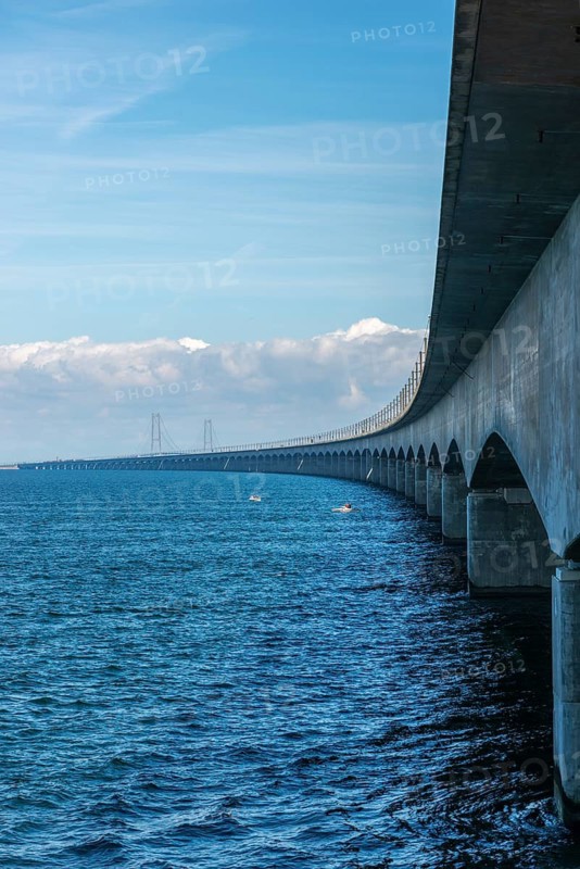 Storebæltsbro Nyborg, Sund Bridge Fyn-Sjælland, Fyn-Sealand, railway and motorway bridge, Great Belt, concrete construction, Baltic Sea, Fyn, Fyn Island, Denmark