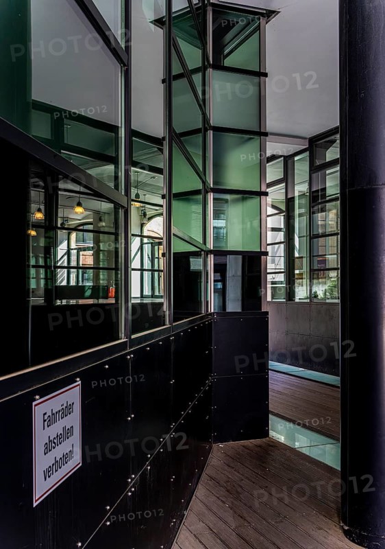 Interior photograph, retail and commercial space in Bikini Haus, Budaperster Strasse, Berlin, Germany