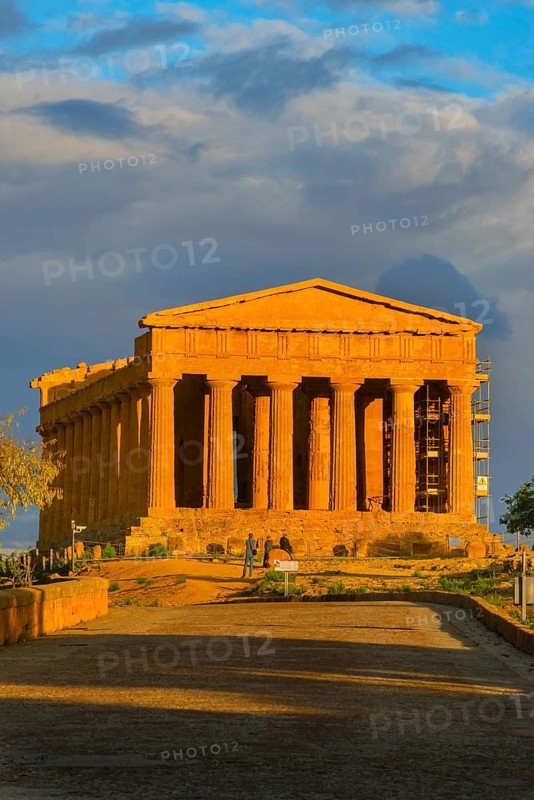 Temple of Concordia, Valley of the Temples, Agrigento, Sicily, Italy