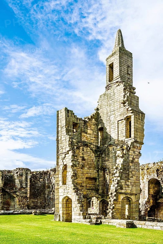 Ruins of Warkworth Castle, River Coquet, Warkworth, Northumberland, England, UK