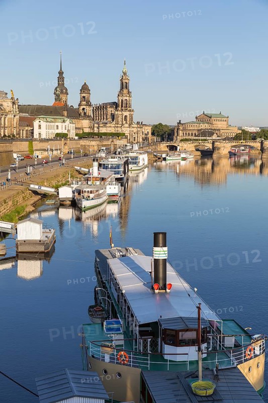 Famous city view with Elbe, steamers on the Terrassenufer, Hausmannsturm, Ständehaus, Hofkirche and Semperoper, Dresden, Saxony, Germany