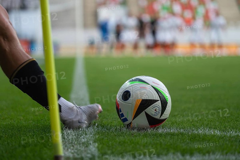 Lubin 17.08.2024 LUBIN, POLAND - AUGUST 17, 2024: Football match Polish PKO Ekstraklasa between KGHM Zaglebie Lubin vs Lech Poznan. Player kicks ball from the corner.